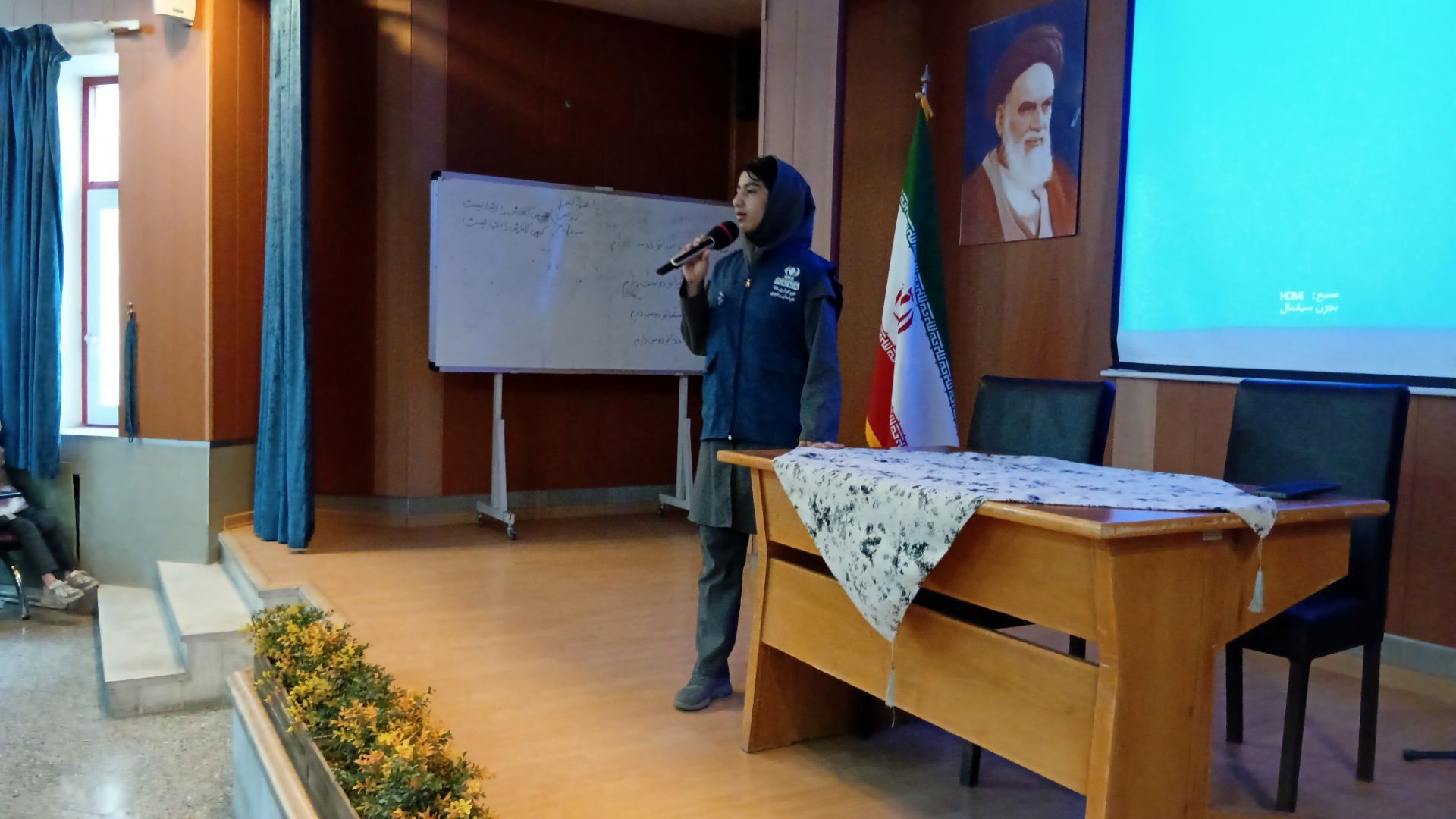  کارگاه آموزشی خبرنگاران پانا در دبیرستان دخترانه آرمینه مصلی نژاد