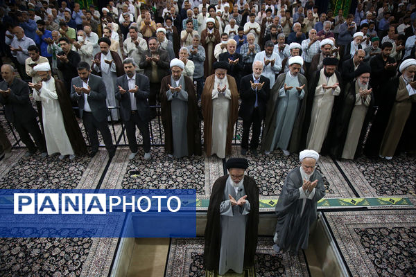 اقامه نماز عید سعید قربان در مصلای قدس قم