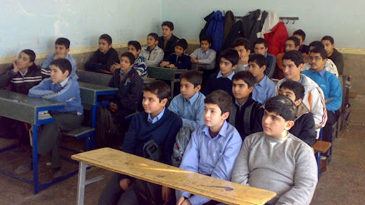  هنرمندان و ورزشکاران نقشی کلیدی در شکل‌گیری نگرش و رفتار نسل جوان دارند