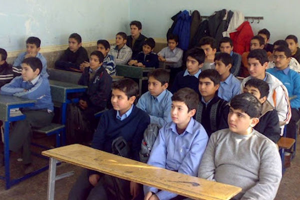  هنرمندان و ورزشکاران نقشی کلیدی در شکل‌گیری نگرش و رفتار نسل جوان دارند
