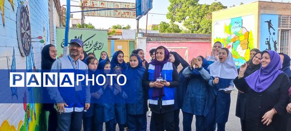 برگزاری مسابقات دارت در مدرسه شهید احمد خاقانی شیروان