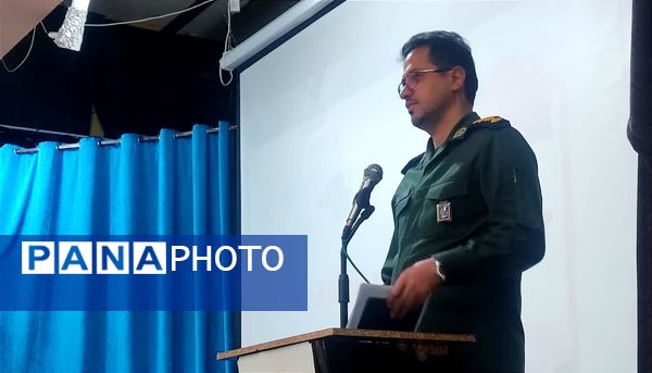 جلسه توجیهی معاونین و مربیان پرورشی مدارس کاشمر