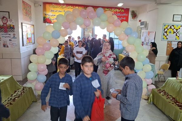 مسابقات قرآن دانش‌آموزان مقطع ابتدایی ناحیه۳ شیراز 