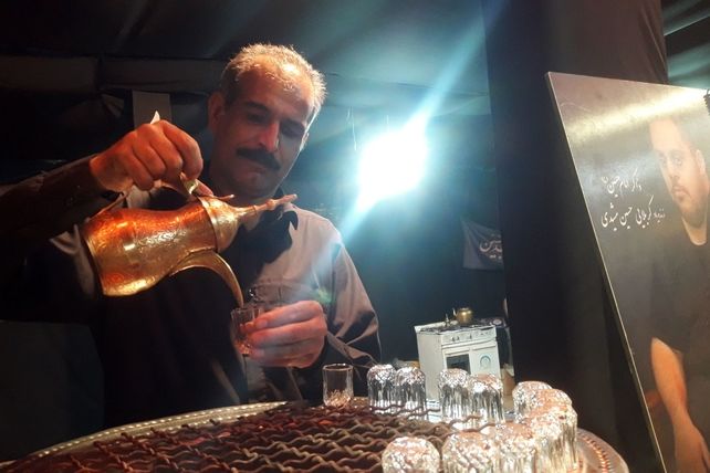 خدمت‌رسانی موکب ریحانه الحسین شهرستان شازند