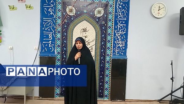 طنین انداز شدن زنگ نماز در دبستان لطیفه 