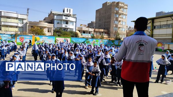 گرامیداشت روز ملی کاهش اثرات بلاهای طبیعی در نیشابور