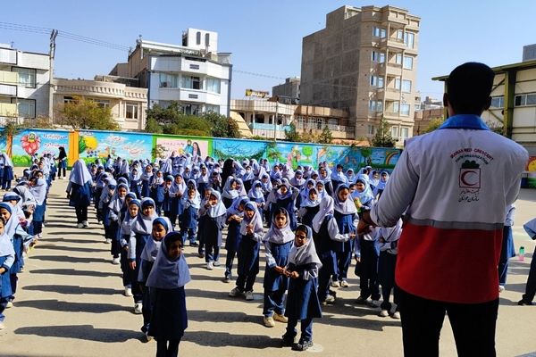 گرامیداشت روز ملی کاهش اثرات بلاهای طبیعی در نیشابور