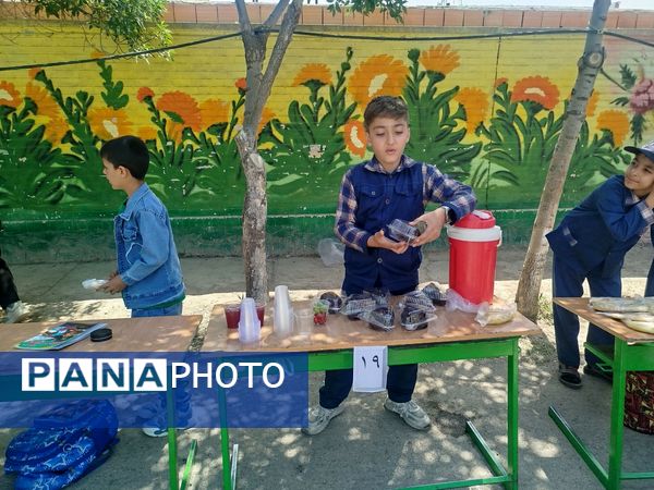 برگزاری بازارچه درون مدرسه‌ای در دبستان مبین شیروان