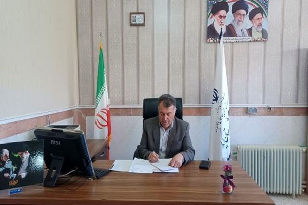 معلمان، نقشی ارزنده و برجسته در پیشرفت جامعه دارند