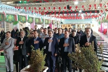 برپایی غبارروبی مزار شهدا به مناسبت هفته دفاع مقدس 