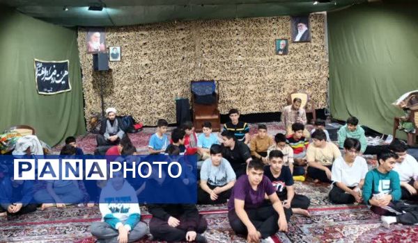 اعتکاف نورانی دانش‌آموزان بهبهان