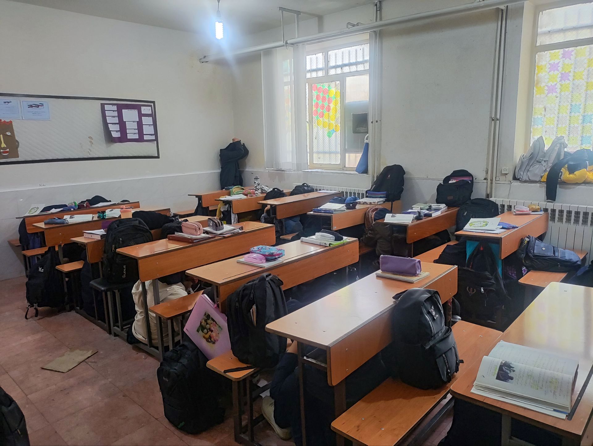 مانور زلزله در دبیرستان مهدی خدابنده