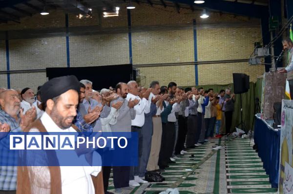 برگزاری نماز جمعه شهرستان گچساران به مناسبت هفته هلال احمر