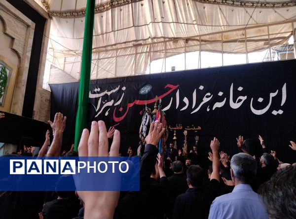 مراسم کهن علم گردانی و علم بندان در بیرجند 