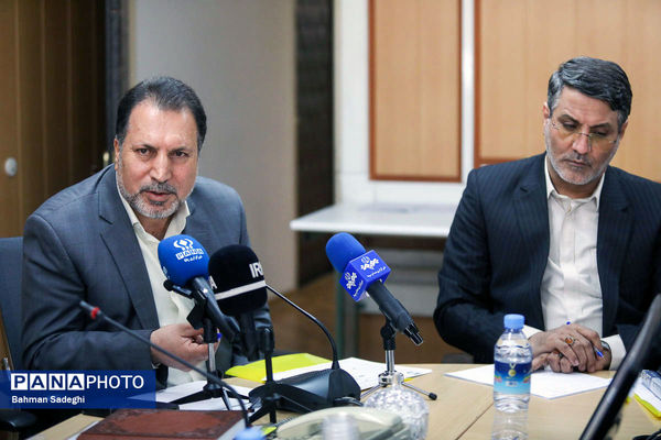 اولین جلسه دبیرخانه اجرایی الگوی مدرسه تراز سند تحول بنیادین