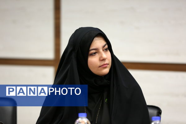 نشست اعضای کارگروه تدوین سند دوازدهمین دوره مجلس دانش‌آموزی جمهوری اسلامی ایران 