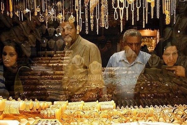 حباب منفی طلا؛ قیمت‌ها در بازار داخلی از بازار جهانی کمتر شد