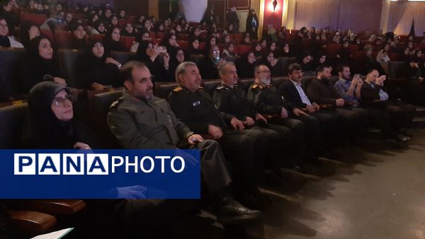 اجلاسیه شهدای دانش‌آموز در راستای کنگره ۸۰۰۰ شهید استان گیلان