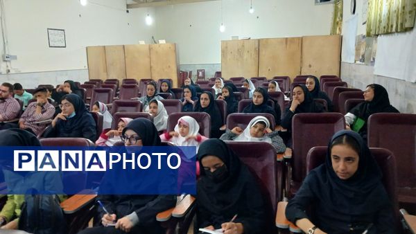 برگزاری دوره‌ کارگاهی خبرنگاری پانا ویژه‌ دانش‌آموزان شهرستان تفرش