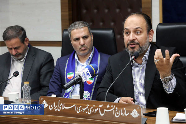 نشست معاون پرورشی و فرهنگی وزارت آموزش و پرورش با معاونان پرورشی، تربیت‌بدنی و مسئولان سازمان دانش‌آموزی آذربایجان شرقی