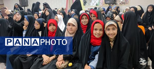 حضور دانش‌آموزان مدرسه خاقانی در جشن دختران آفتاب شیروان
