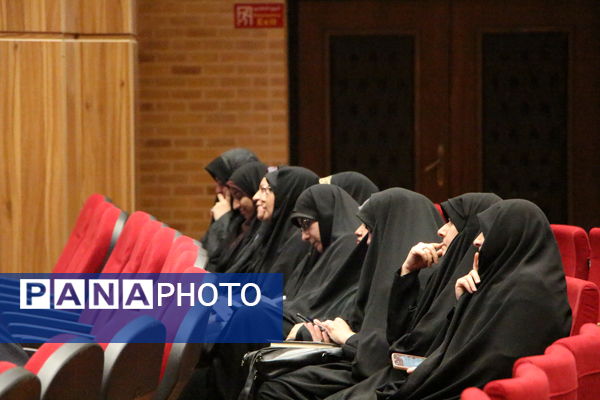 گردهمایی متولیان و مربیان اعتکاف‌های یزد