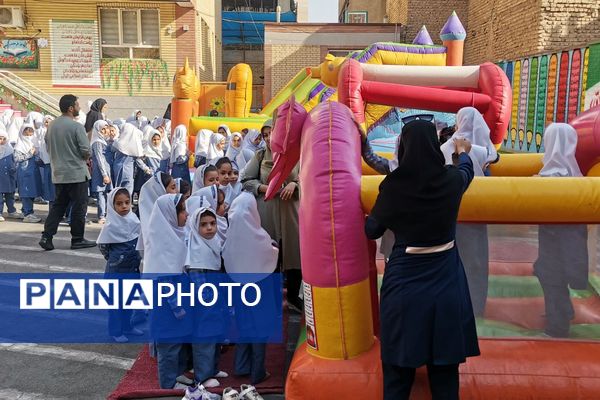 خانه کودک در مدرسه؛ تجربه‌ای نو برای دانش‌آموزان ورامینی 