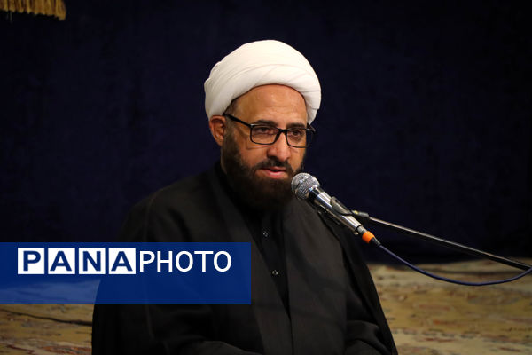 مراسم عزاداری ظهر شهادت امام رضا(ع) در مدرسه رویش کاشان