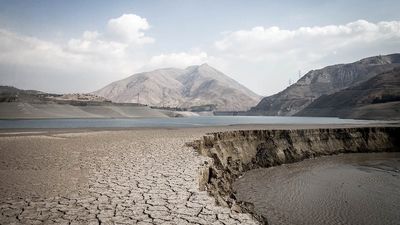 رفع موقت بحران آب با بارش‌های اخیر/ تهران همچنان با ناترازی شدید بارش روبه‌رو است