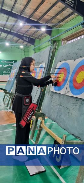 برگزاری مسابقات تیراندازی با کمان شرق کشور در بجنورد