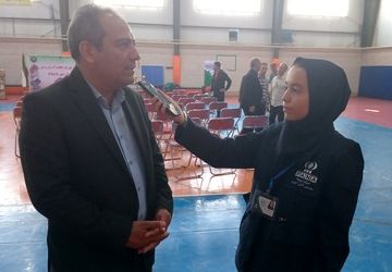 توزیع تجهیزات ورزشی مهر با نشاط در ناحیه هفت 
