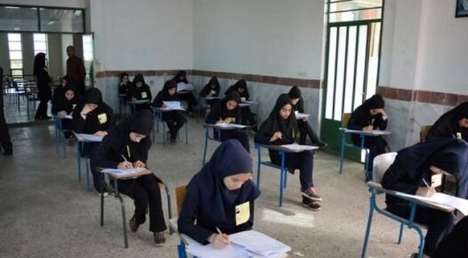  برگزاری امتحانات نهابی پایه ششم در آموزشگاه حاج کرم حسین پور