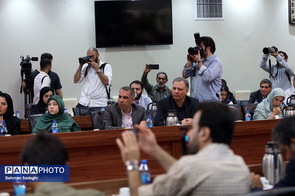 نشست خبری وزیر فرهنگ و ارشاد اسلامی