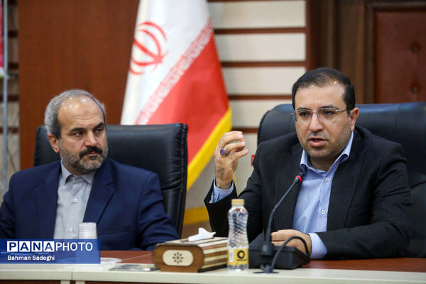نشست تخصصی کشوری برنامه ملی آموزش مهارت های رقومی