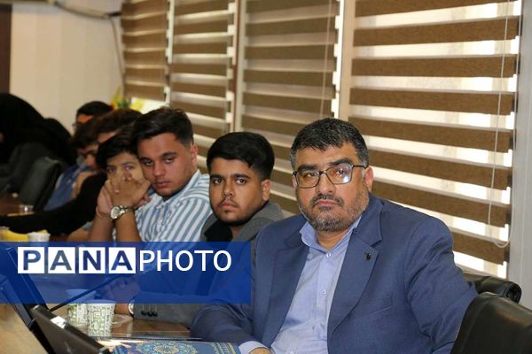 مراسم تجلیل از خبرنگاران دانش آموز