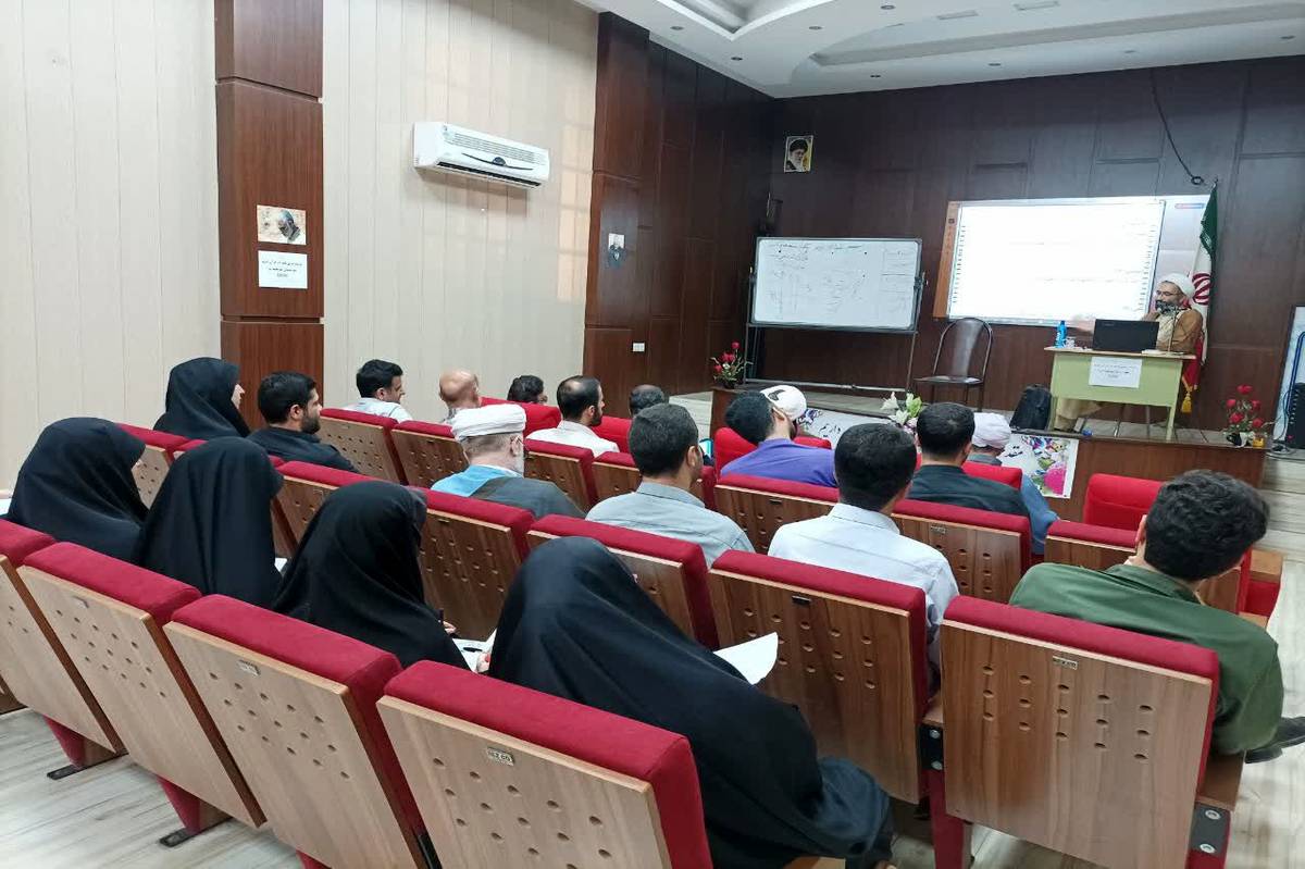 برگزاری دوره های تربیت مربی تدبر قرآن کریم در شهرستان صومعهسرا
