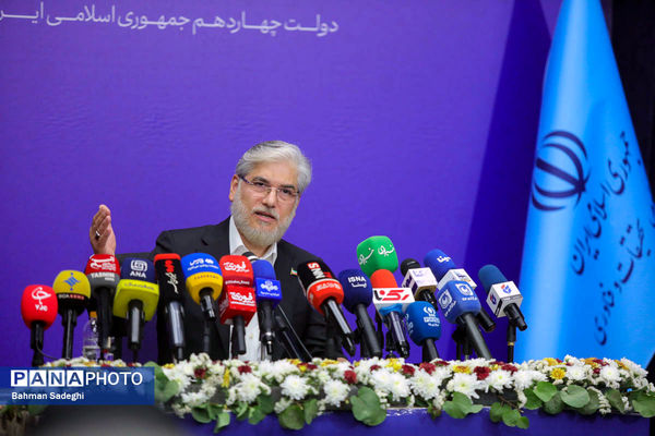 نشست خبری وزیر علوم، تحقیقات و فناوری