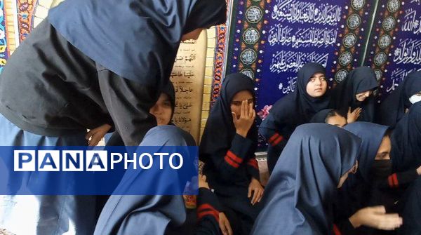 مراسم عزاداری بانوی کرامت حضرت معصومه(س) در دبیرستان هیأت امنایی فرزانگان ملارد