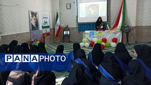 برگزاری نشست بصیرتی در دبیرستان رضوان به‌مناسبت رویداد مدرسه‌ای نوجهان