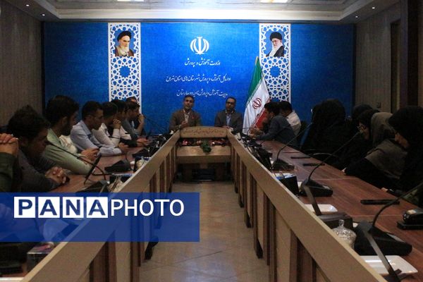تکریم خدمت، استقبال از آینده