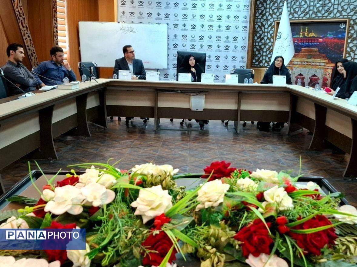 آموزش و تبیین اصول مهارت در ارتقای خودکارآمدی و تابآوری دانشآموزان ناحیه دو