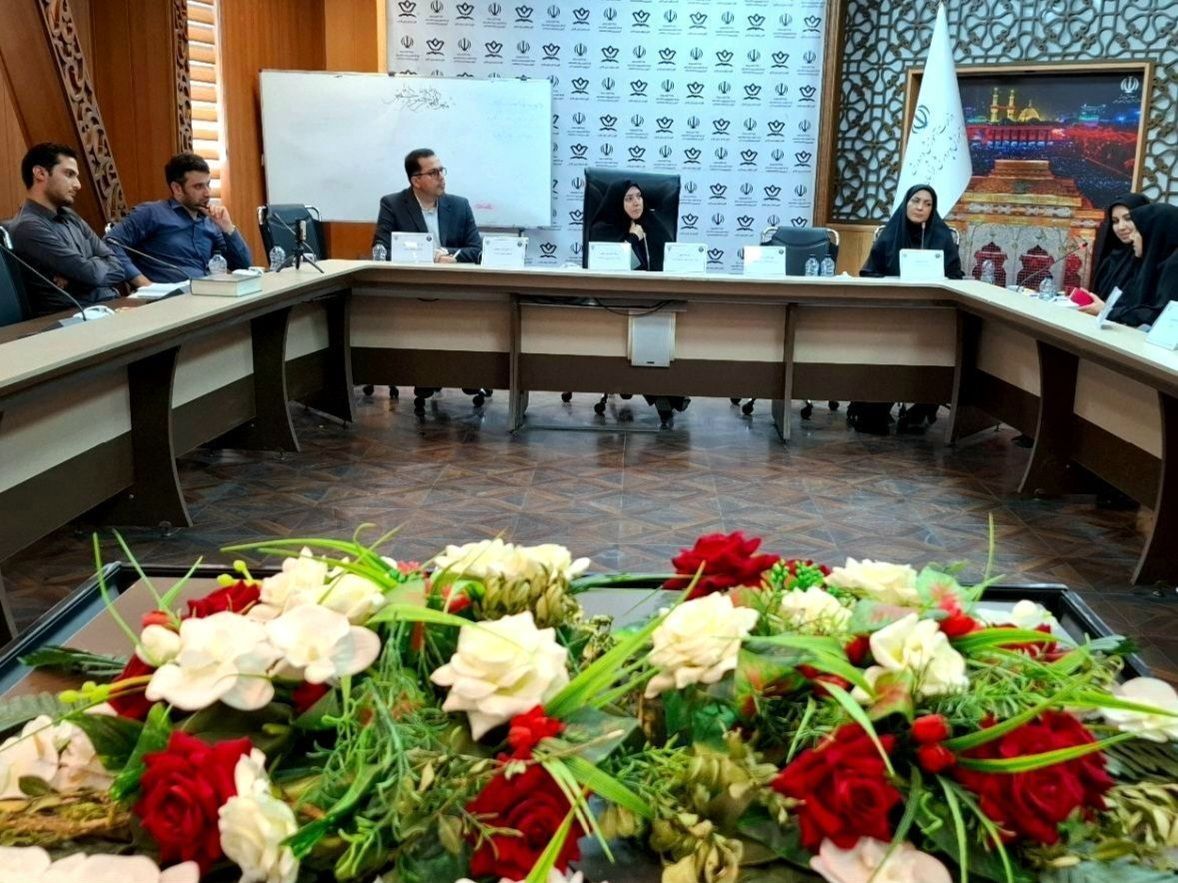 آموزش و تبیین اصول مهارت در ارتقای خودکارآمدی و تاب‌آوری دانش‌آموزان ناحیه دو