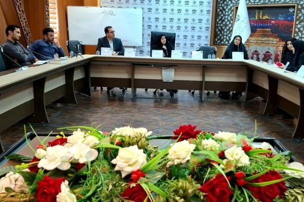 آموزش و تبیین اصول مهارت در ارتقای خودکارآمدی و تاب‌آوری دانش‌آموزان ناحیه دو