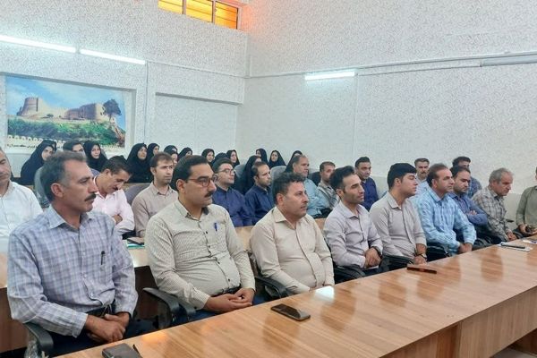 نهادینه‌سازی فرهنگ نماز؛ برگزاری کارگاه‌های تخصصی در لرستان