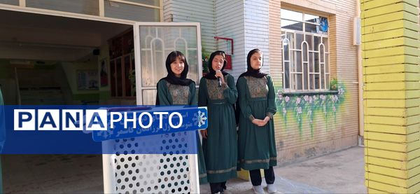 پاسداشت آیین کهن مهرگان در دبیرستان فرزانگان دوره اول