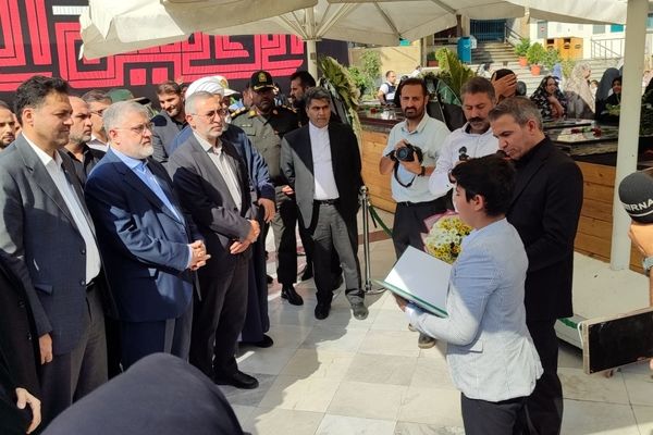 شهدا سرمایه‌های معنوی و هدایتگر جامعه‌اند