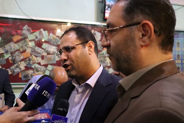 مدیر کل آموزش و پرورش شهر تهران رای خود را به صندوق انداخت
