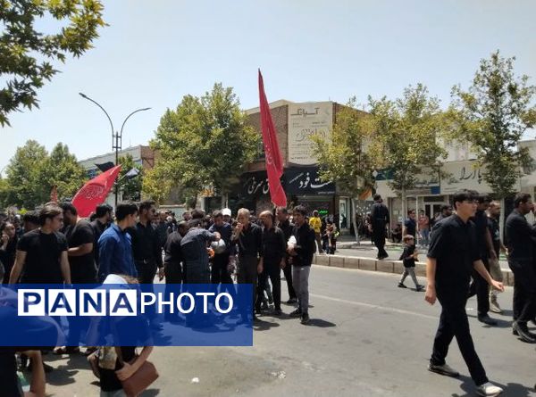 حضور پر شور و مردم شهرستان کاشمر در برپایی دسته های عزاداری روز عاشورای حسینی 