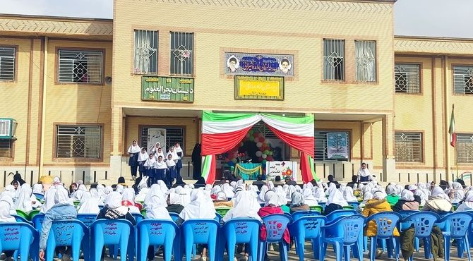 بحرالعلوم لردگان غرق در عطر کتاب شد