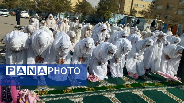 اقامه نماز باران در دبستان لطیفه